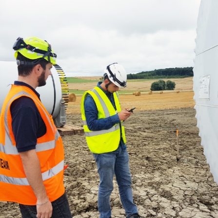 L'équipe Bystation sur un chantier d'éolienne